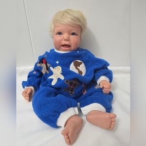 Cute Lee Middleton Miniatures Doll By Reva Schick #1746